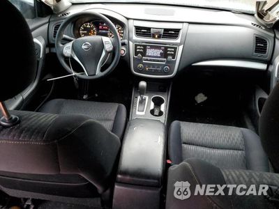 Zdjęcie 8 z 11 samochodu: 2016 NISSAN ALTIMA 2.5 VIN:1N4AL3AP4GN358603 - miniatura