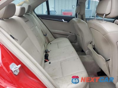 Zdjęcie 10 z 12 samochodu: 2013 MERCEDES-BENZ C 300 4MATIC VIN:WDDGF8AB9DR292315 - miniatura