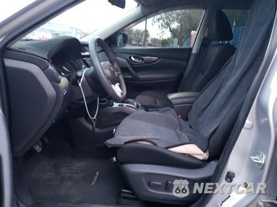 Zdjęcie 7 z 12 samochodu: 2018 NISSAN ROGUE S VIN:KNMAT2MV0JP545623 - miniatura