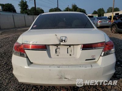 Zdjęcie 6 z 11 samochodu: 2011 HONDA ACCORD SE VIN:1HGCP2F68BA146693 - miniatura