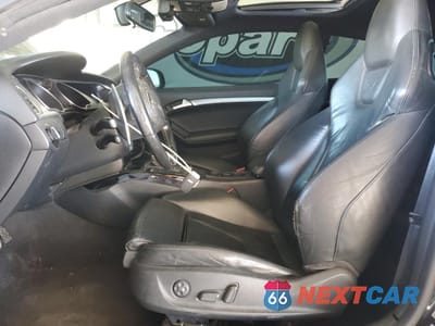 Zdjęcie 7 z 14 samochodu: 2010 AUDI S5 PREMIUM PLUS VIN:WAUCVAFR3AA003638 - miniatura