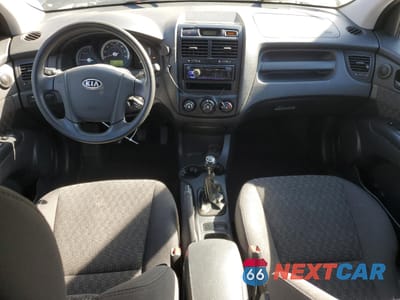 Zdjęcie 8 z 14 samochodu: 2008 KIA SPORTAGE LX VIN:KNDJF724387483997 - miniatura