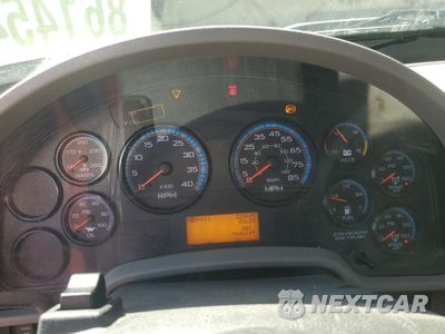 Zdjęcie 8 z 10 samochodu: 2011 INTERNATIONAL 4400 BOX TRUCK VIN:1HTMKAAL0BH337561 - miniatura