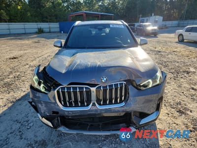 Piąte zdjęcie samochodu w środku: 2024 BMW X1 XDRIVE28I VIN:WBX73EF03R5Y36608 - miniatura