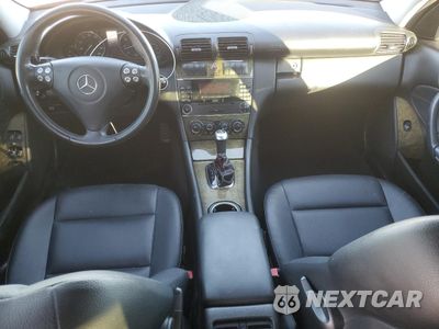 Zdjęcie 8 z 13 samochodu: 2007 MERCEDES-BENZ C 230 VIN:WDBRF52H87A956917 - miniatura