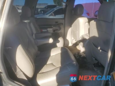 Zdjęcie 11 z 12 samochodu: 2003 GMC YUKON VIN:1GKEC13Z73R127636 - miniatura