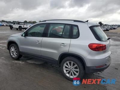 Drugie zdjęcie samochodu z przodu: 2017 VOLKSWAGEN TIGUAN S VIN:WVGAV7AX7HK054658 - miniatura