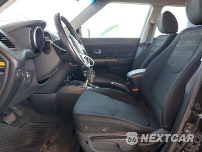 Zdjęcie 7 z 13 samochodu: 2013 KIA SOUL + VIN:KNDJT2A61D7755889 - miniatura