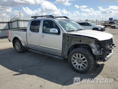Czwarte zdjęcie samochodu z boku: 2011 NISSAN FRONTIER SV VIN:1N6AD0FR0BC439535 - miniatura