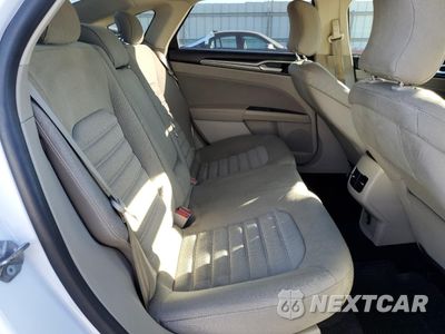 Zdjęcie 10 z 13 samochodu: 2019 FORD FUSION SE VIN:3FA6P0LU4KR236082 - miniatura