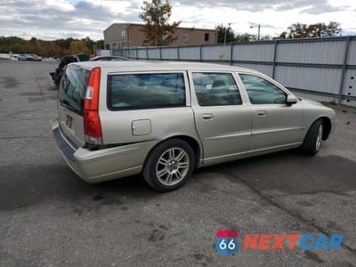 Trzecie zdjęcie samochodu z tyłu: 2006 VOLVO V70 VIN:YV1SW612662570909 - miniatura