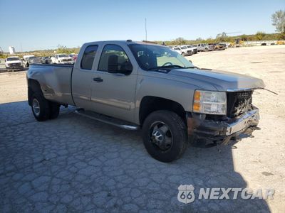 Czwarte zdjęcie samochodu z boku: 2008 CHEVROLET SILVERADO K3500 VIN:1GCJK39K98E150840 - miniatura