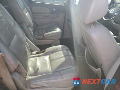 Zdjęcie 11 z 12 samochodu: 2008 GMC YUKON VIN:1GKFK13018R149020 - miniatura