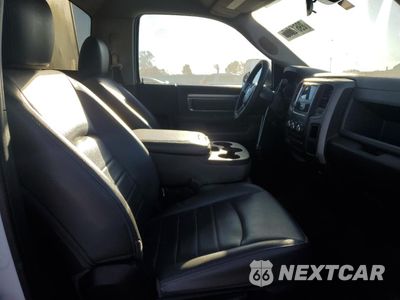 Zdjęcie 10 z 12 samochodu: 2016 RAM 1500 ST VIN:3C6JR6DT5GG213668 - miniatura