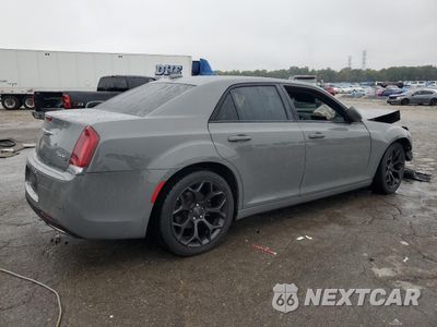 Trzecie zdjęcie samochodu z tyłu: 2019 CHRYSLER 300 S VIN:2C3CCABG5KH559373 - miniatura