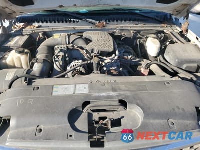 Zdjęcie 11 z 12 samochodu: 2006 CHEVROLET SILVERADO K2500 HEAVY DUTY VIN:1GCHK29D26E247336 - miniatura