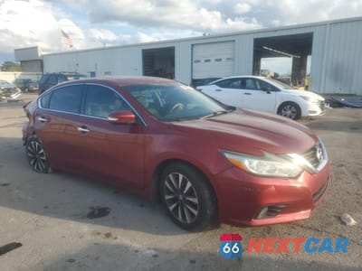Czwarte zdjęcie samochodu z boku: 2015 NISSAN ALTIMA 2.5 S VIN:1N4AL3APXFC294190 - miniatura