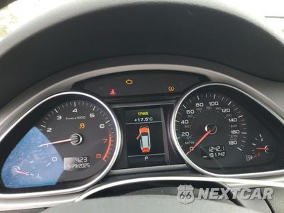 Zdjęcie 9 z 12 samochodu: 2015 AUDI Q7 PREMIUM PLUS VIN:WA1LGAFE5FD014604 - miniatura