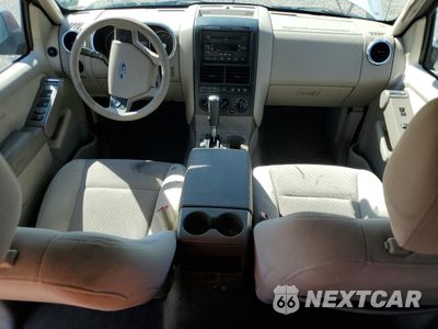 Zdjęcie 8 z 13 samochodu: 2006 FORD EXPLORER XLS VIN:1FMEU72E86UA43493 - miniatura