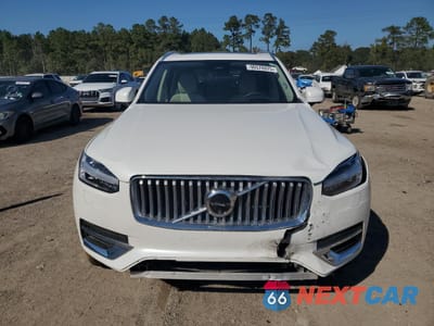 Piąte zdjęcie samochodu w środku: 2024 VOLVO XC90 ULTIMATE VIN:YV4062PFXR1201980 - miniatura