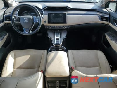Zdjęcie 8 z 12 samochodu: 2018 HONDA CLARITY TOURING VIN:JHMZC5F34JC008355 - miniatura