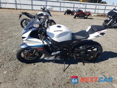 Trzecie zdjęcie samochodu z tyłu: 2023 SUZUKI GSX-R750 VIN:JS1GR7MA1P7100619 - miniatura