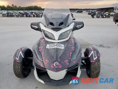 Drugie zdjęcie samochodu z przodu: 2018 CAN-AM SPYDER ROADSTER RT VIN:2BXNBDD26JV000604 - miniatura