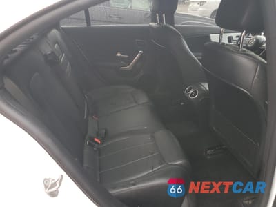 Zdjęcie 10 z 12 samochodu: 2022 MERCEDES-BENZ CLA 250 4MATIC VIN:W1K5J4HB9NN249610 - miniatura