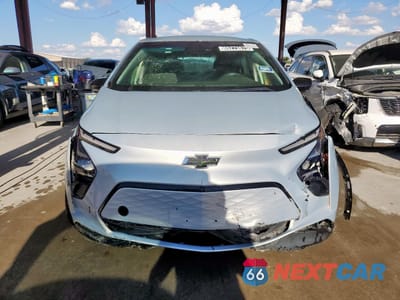 Piąte zdjęcie samochodu w środku: 2023 CHEVROLET BOLT EV 2LT VIN:1G1FX6S05P4172316 - miniatura