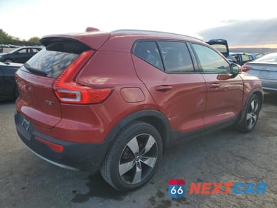 Trzecie zdjęcie samochodu z tyłu: 2019 VOLVO XC40 T5 MOMENTUM VIN:YV4162UK0K2060472 - miniatura