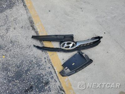 Zdjęcie 12 z 13 samochodu: 2012 HYUNDAI ELANTRA GLS VIN:5NPDH4AEXCH108693 - miniatura