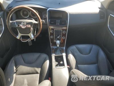 Zdjęcie 8 z 13 samochodu: 2013 VOLVO XC60 3.2 VIN:YV4952DZ7D2374982 - miniatura