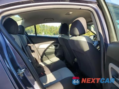 Zdjęcie 10 z 12 samochodu: 2014 CHEVROLET CRUZE LS VIN:1G1PA5SG4E7455928 - miniatura