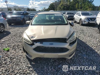 Piąte zdjęcie samochodu w środku: 2017 FORD FOCUS SE VIN:1FADP3F27HL228214 - miniatura