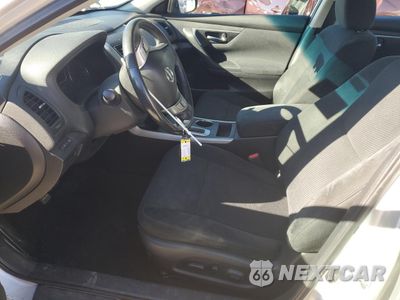 Zdjęcie 7 z 14 samochodu: 2015 NISSAN ALTIMA 2.5 VIN:1N4AL3AP1FC241913 - miniatura