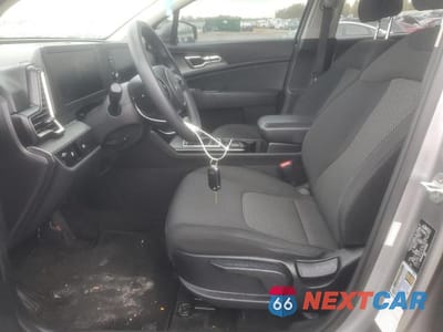 Zdjęcie 7 z 12 samochodu: 2023 KIA SPORTAGE LX VIN:KNDPU3AFXP7034083 - miniatura