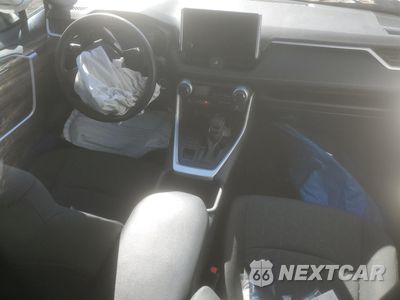 Zdjęcie 8 z 13 samochodu: 2024 TOYOTA RAV4 XLE VIN:2T3P1RFV1RC464136 - miniatura