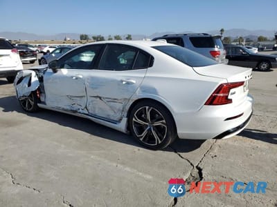 Drugie zdjęcie samochodu z przodu: 2024 VOLVO S60 PLUS VIN:7JRH60FHXRG310578 - miniatura