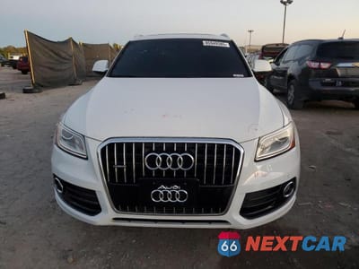 Piąte zdjęcie samochodu w środku: 2016 AUDI Q5 PREMIUM PLUS VIN:WA1L2AFP8GA140202 - miniatura