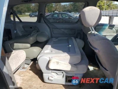 Zdjęcie 11 z 15 samochodu: 2000 TOYOTA SIENNA LE VIN:4T3ZF13C1YU260724 - miniatura