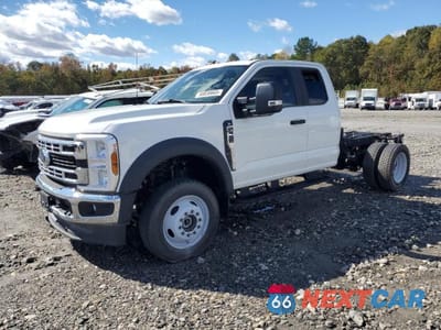 2024 FORD F450 XL CHASSIS 7.3L GAS 1FD0X4HN4REE02196 - główne zdjęcie licytacji z USA - miniatura
