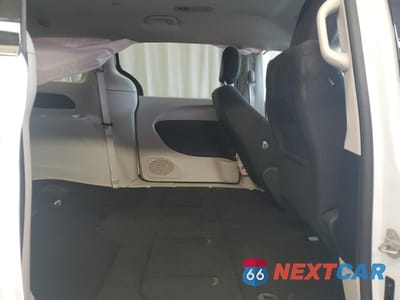 Zdjęcie 11 z 14 samochodu: 2024 CHRYSLER VOYAGER LX VIN:2C4RC1CGXRR195105 - miniatura