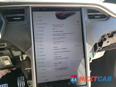 Zdjęcie 9 z 16 samochodu: 2018 TESLA MODEL X VIN:5YJXCBE46JF135726 - miniatura