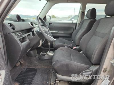Zdjęcie 7 z 13 samochodu: 2004 SCION XB BASE VIN:JTLKT324040149892 - miniatura