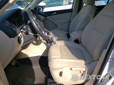 Zdjęcie 7 z 13 samochodu: 2017 VOLKSWAGEN TIGUAN S VIN:WVGBV7AX8HK012214 - miniatura