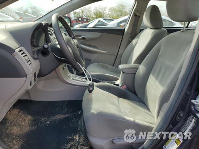 Zdjęcie 7 z 12 samochodu: 2012 TOYOTA COROLLA BASE VIN:2T1BU4EE7CC800006 - miniatura