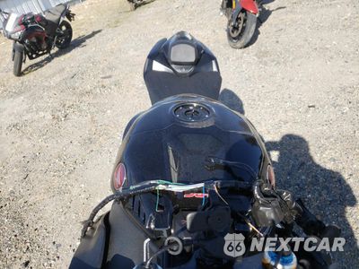 Piąte zdjęcie samochodu w środku: 2025 HONDA CBR1000 SP VIN:JH2SC821XSK400229 - miniatura