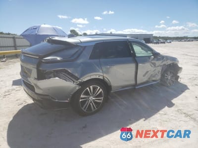 Trzecie zdjęcie samochodu z tyłu: 2025 CADILLAC LYRIQ LUXURY VIN:1GYKPNRL5SZ310085 - miniatura