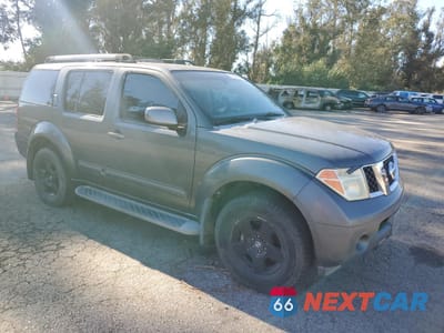 Czwarte zdjęcie samochodu z boku: 2005 NISSAN PATHFINDER LE VIN:5N1AR18U65C778473 - miniatura