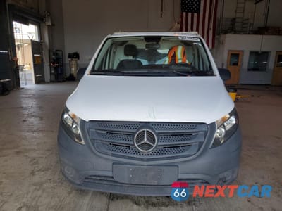 Piąte zdjęcie samochodu w środku: 2017 MERCEDES BENZ METRIS DELIVERY VAN VIN:WD3PG2EA5H3270885 - miniatura